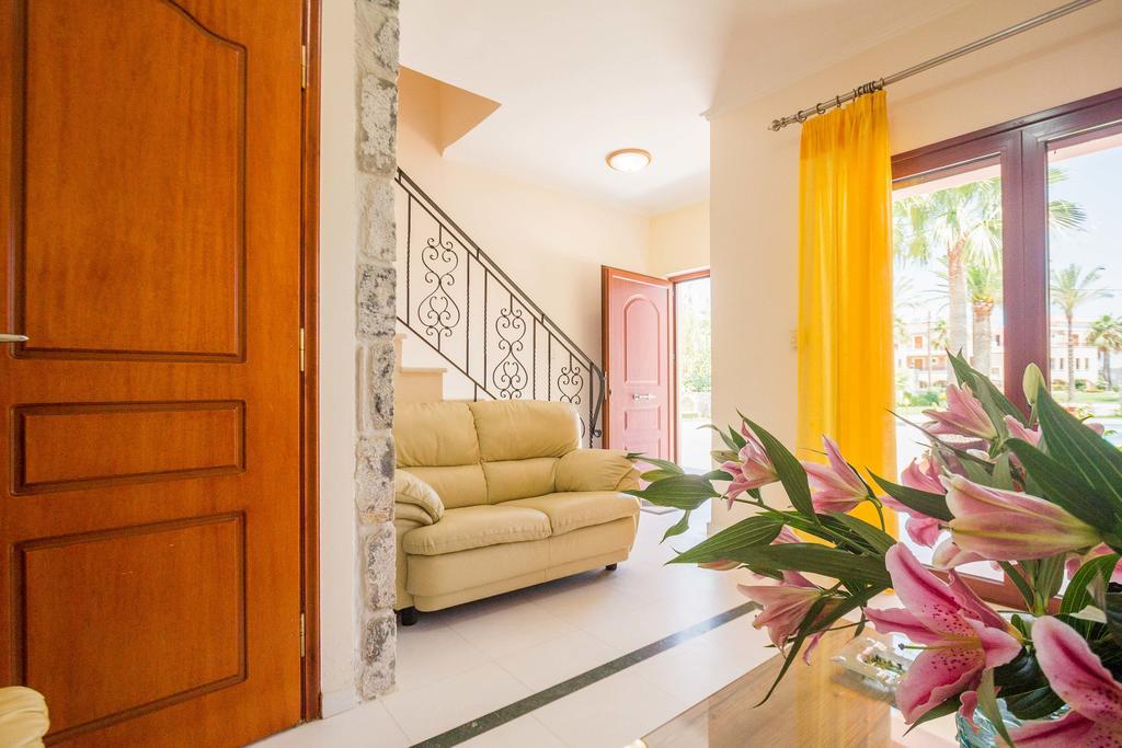 Erodios Villas 1 Gerani  Buitenkant foto